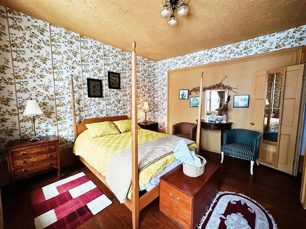 B&B Au Petit Roi Квебек Канада